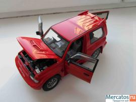 MITSUBISHI PAJERO Evolution Red 1:18 4