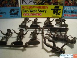 Солдатики 1/32 Atlantic Бандиты Шерифы Индейцы 9Ф 2