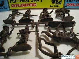 Солдатики 1/32 Atlantic Бандиты Шерифы Индейцы 9Ф 3