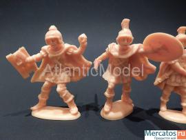 Солдатики 1/32 Atlantic Имперский легион 4 фигуры 4 позы 2