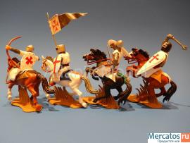 Солдатики 1/32 DSG Рыцари Конные Тамплиеры Флаг 7