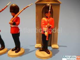 Солдатики 1/32 DSG Гвардейцы Смена караула 5 фигур 10