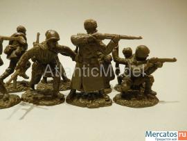 Солдатики 1/32 tssd Советская армия 16 фигур WWII 7