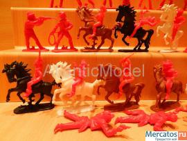 Солдатики 1/32 Hofler Ковбои Пятый Красный цвет 30
