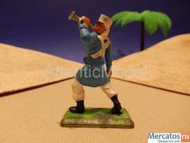 Солдатики 1/32 Britains Ин легион Горнист Шестой 1 3