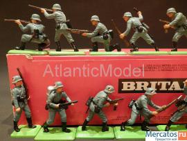 Солдатики 1/32 Britains Пехота шестнадцать фигур 3