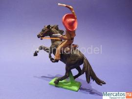 Солдатики 1/32 Britains Конный мексиканец 1971 год 6