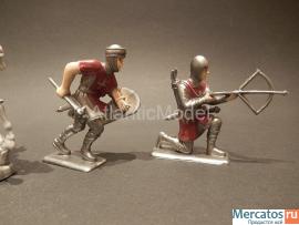 солдатики 1/32 Supreme Крестоносцы Серая лошадь TSSD 3