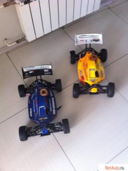 Багги 1/8 - Associated RC8 Factory Team