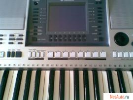 Yamaha psr S-700