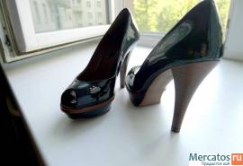 Новые черные туфли. Фирма Zara 2