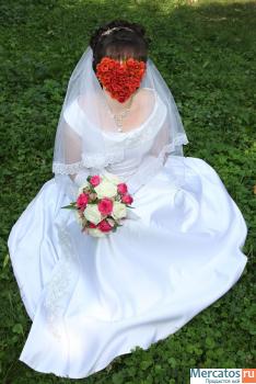 Великолепное свадебное платье (р-р 48-50,рост158,а - силуэт)