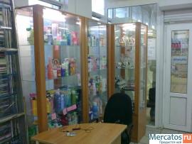 Три стеклянные витрины 2