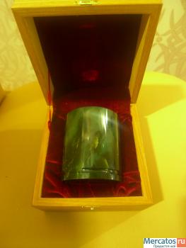 Нефритовый стакан в подарочной деревянной шкатулке . ( Император 2
