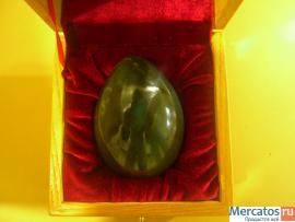 Нефритовое яйцо (императорский камень) 2