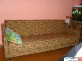 Продаю диван