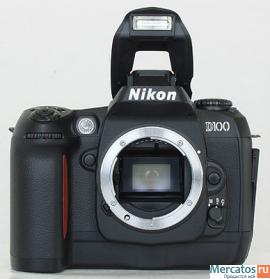 Зеркальный фотоаппарат Nikon D100