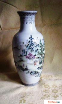 Китайская фарфоровая ваза.XVIIIвек.