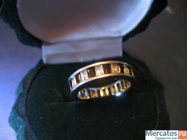 кольцо серебро 925 пробы с камнями оникс и циркон) 500 руб.