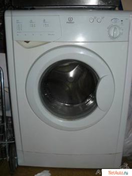 Продам стиральную машинку indesit