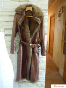 Продам кожанное пальто с мехом из соболя