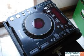 Pioneer CDJ-1000 MK2 5