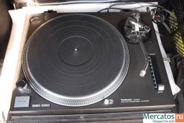 Виниловый проигрыватель Technics Quartz SL-1210MK2 4