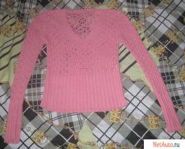 Красивая вязанная розовая кофта