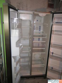 продам срочно холодильник Whirlpool