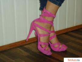 Прдаю жен. босоножки.Нат.замша.