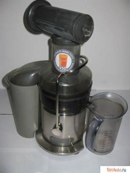 Соковиыжималка borg 21095SI