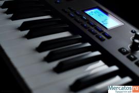MIDI-клавиатура M-Audio Axiom 61 3