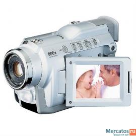 Видеокамеру mini-DV Samsung VP-D23I, новая в упак.