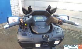 Максискутер Suzuki SkyWave 650 LX (Suzuki Burgman 650 LX) в нали 4