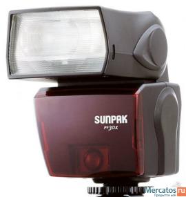 Отличная фотовспышка Sunpak PF30X для Nikon